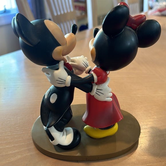 DISNEY VINTAGE MINNIE & MICKEY DANCING WALTZ TUXEDO 7” FIGURINE - Picture 5 of 8